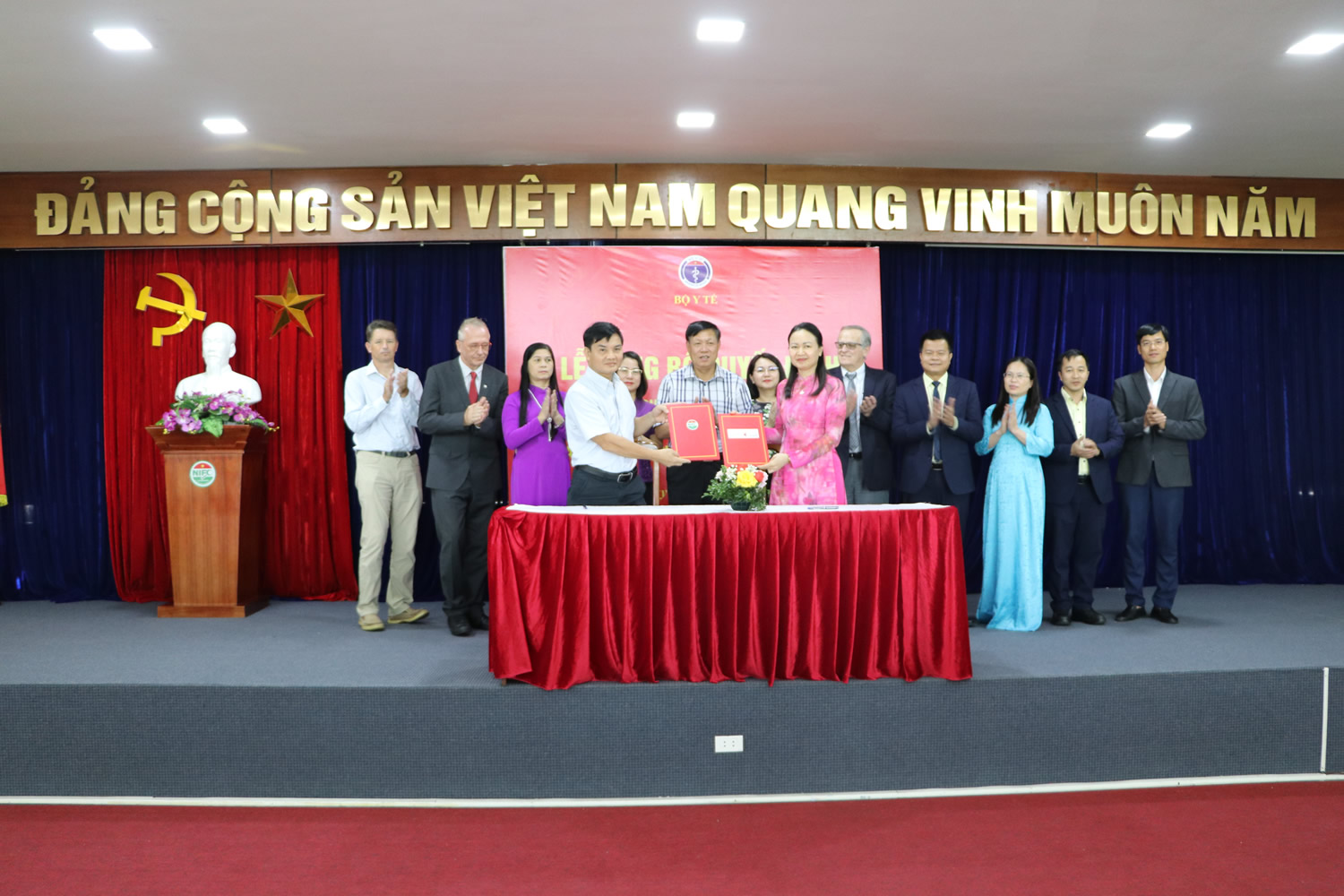 Announcement of the establishment of Vietnam Center for Food Safety Risk Assessment (VFSA) - Ảnh 11